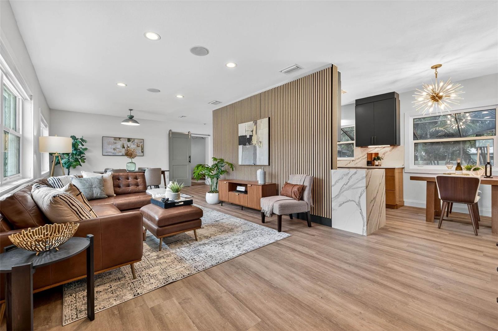 Image 5 of 48 For 533 34th Avenue Ne