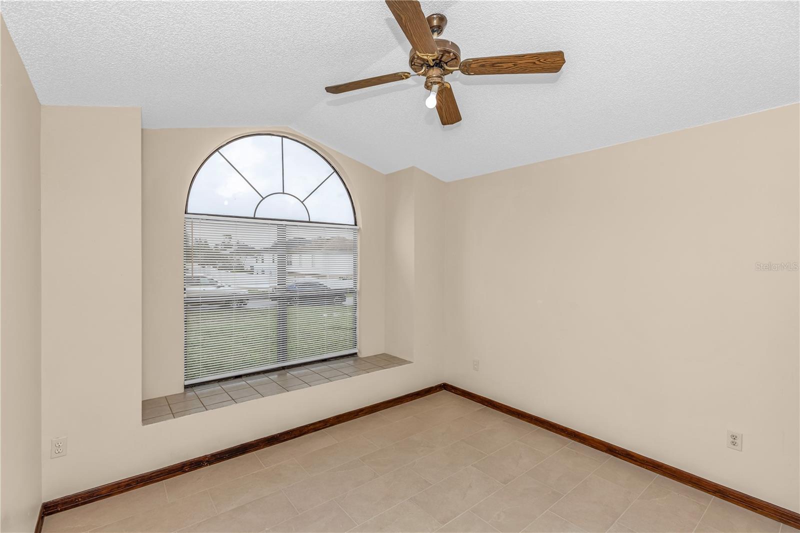 Image 14 of 33 For 1961 Paragon Street