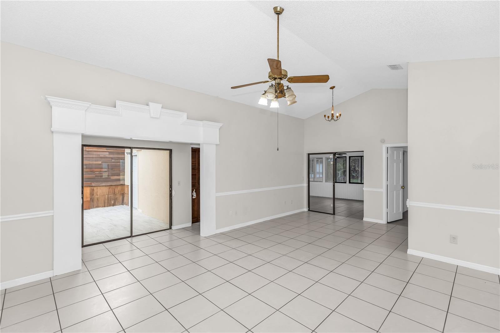 Image 28 of 33 For 1961 Paragon Street