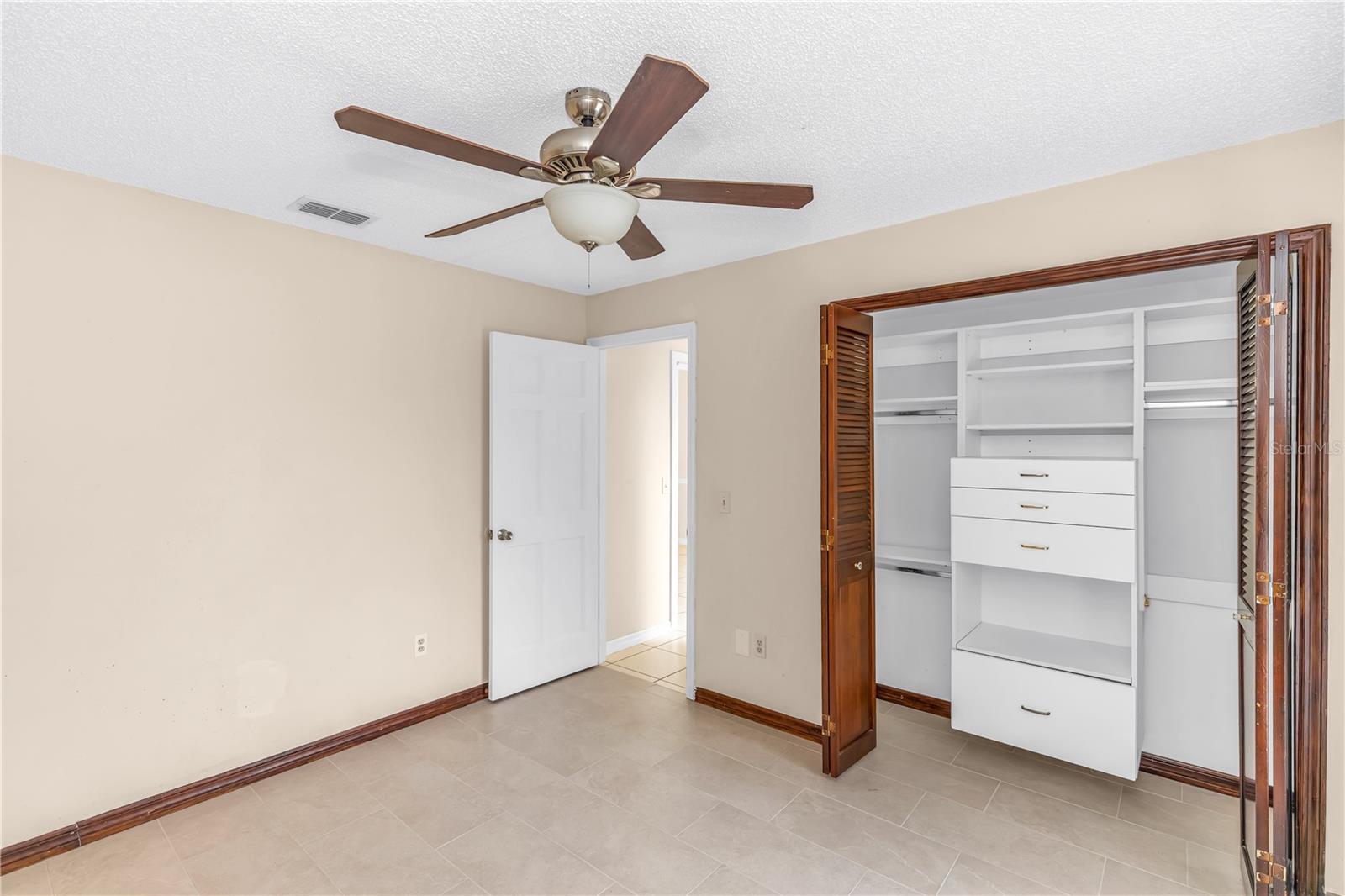 Image 8 of 33 For 1961 Paragon Street