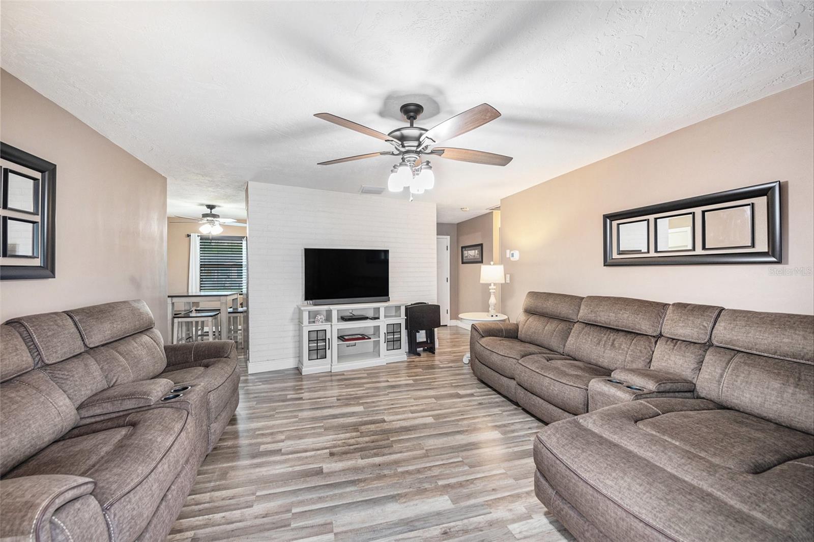 Image 5 of 24 For 29897 69th Street N