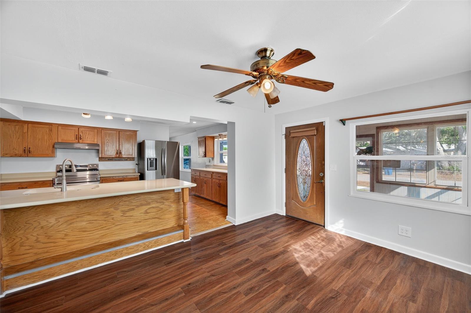 Image 19 of 63 For 1271 Bermuda Street