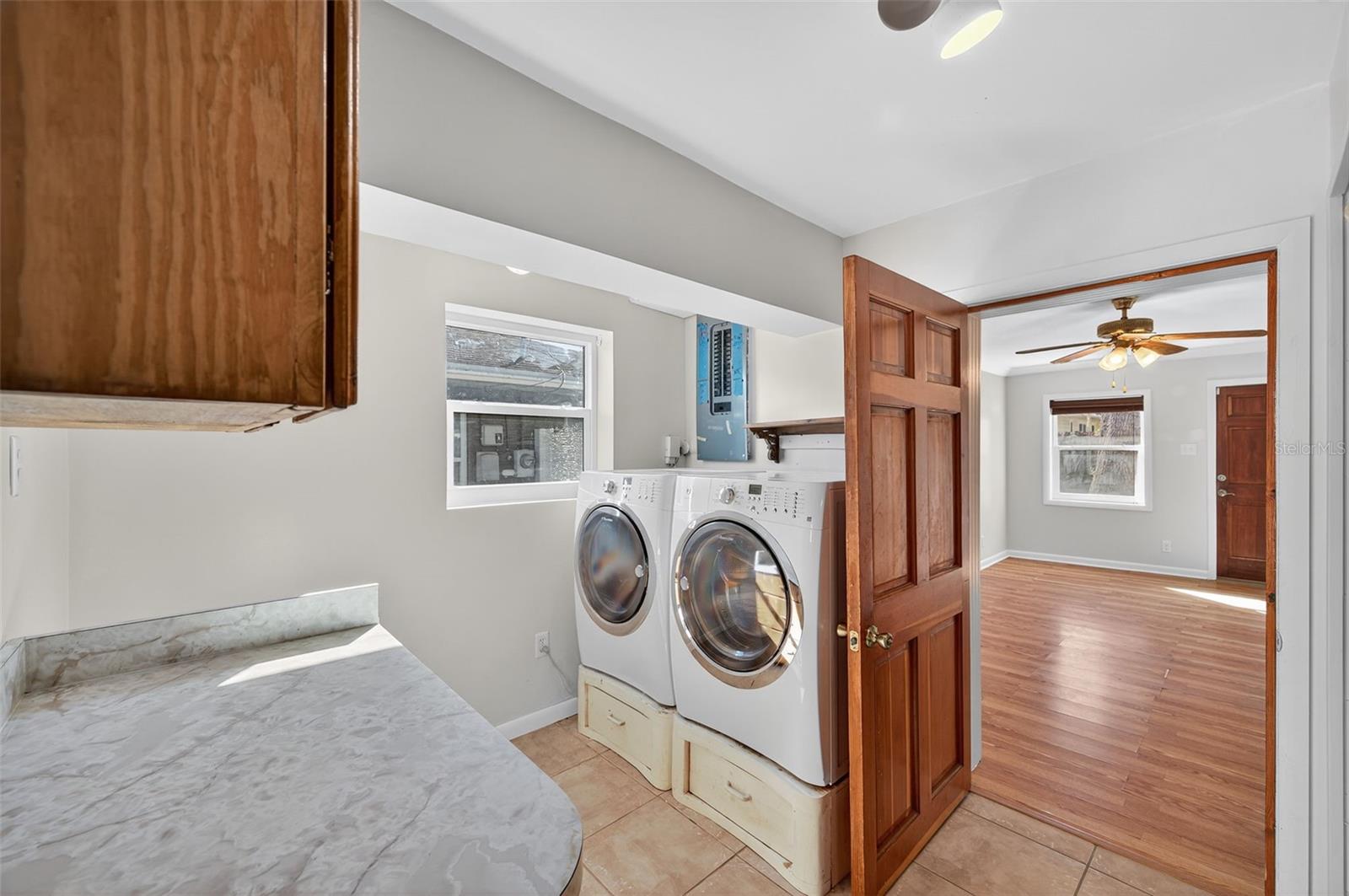 Image 22 of 63 For 1271 Bermuda Street