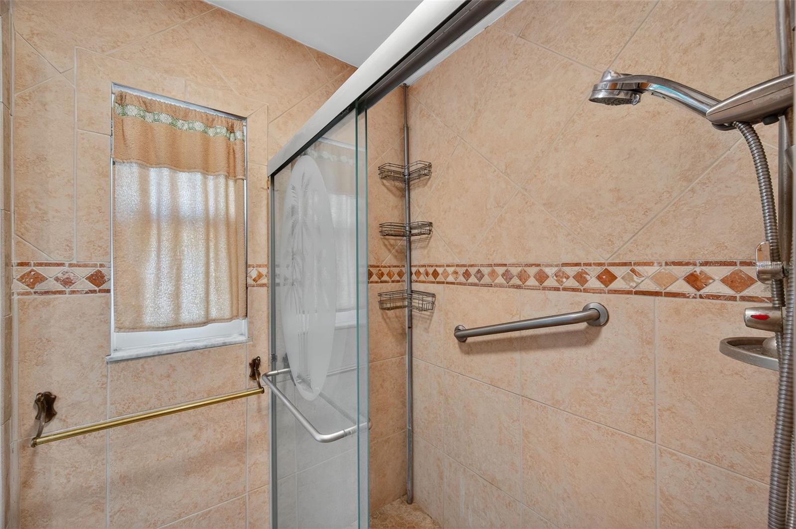 Image 47 of 63 For 1271 Bermuda Street