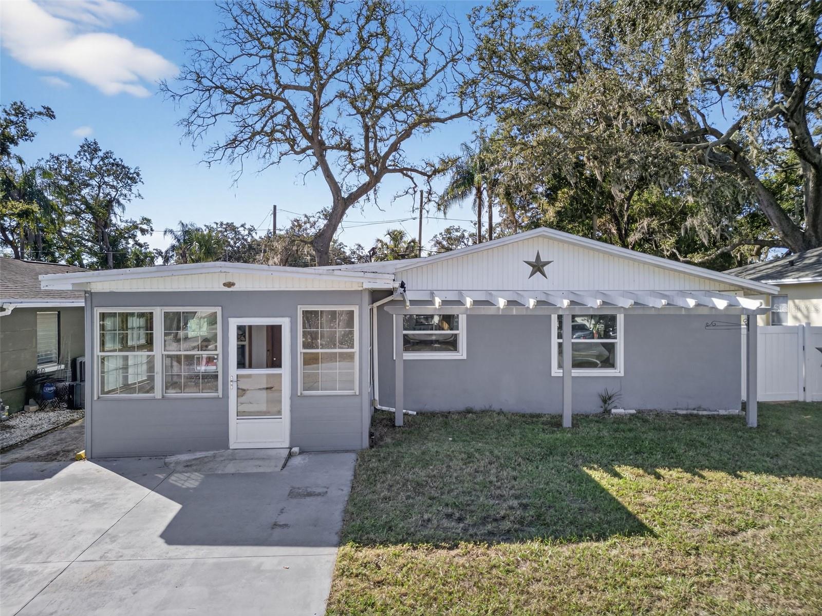 Image 57 of 63 For 1271 Bermuda Street