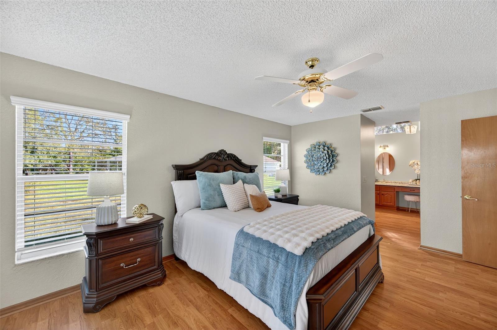 Image 17 of 66 For 10051 Sleepy Willow Court
