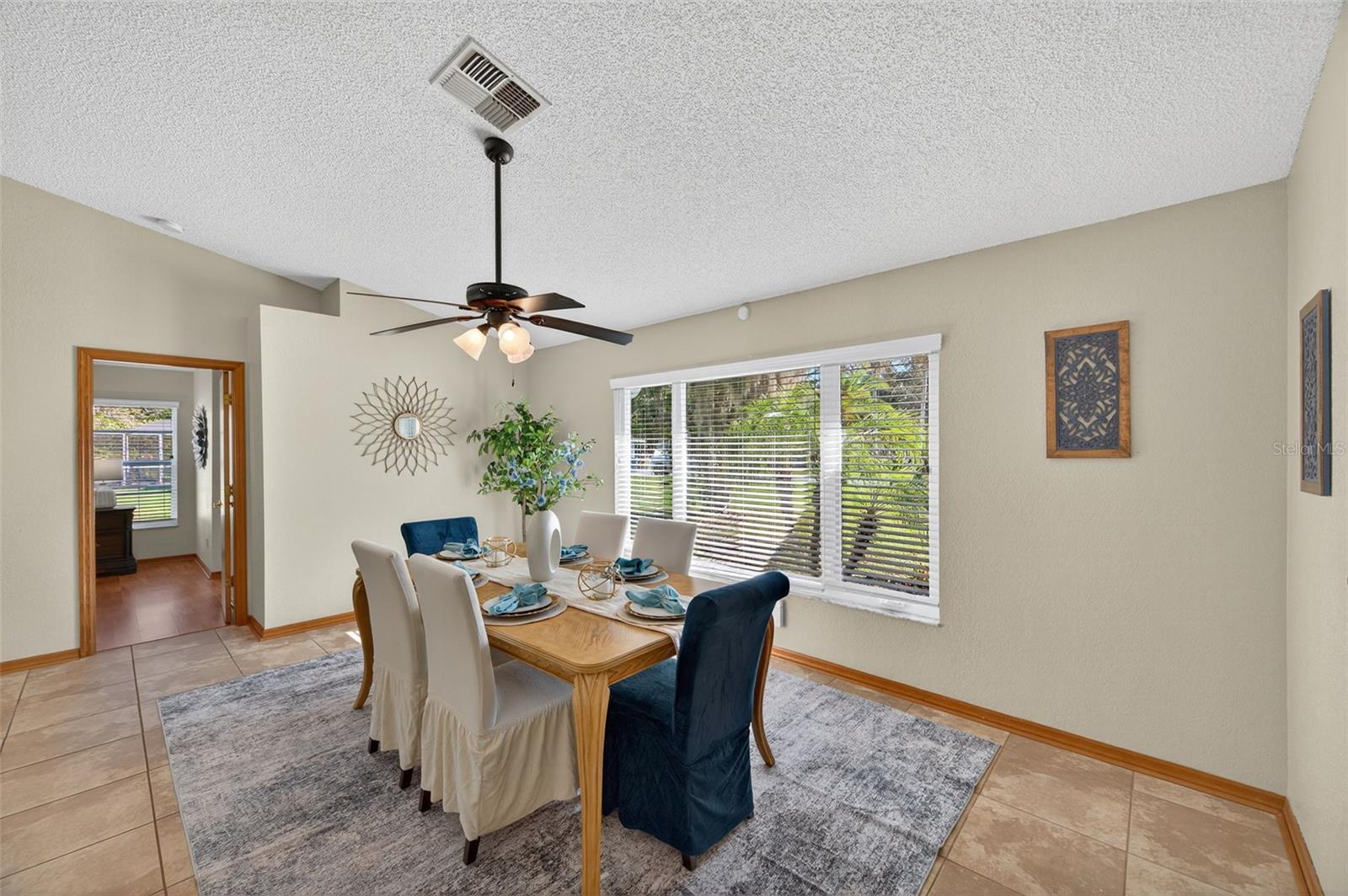 Image 7 of 66 For 10051 Sleepy Willow Court