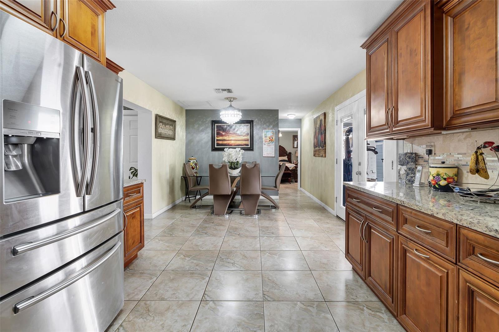 Image 15 of 42 For 3125 Henry Avenue