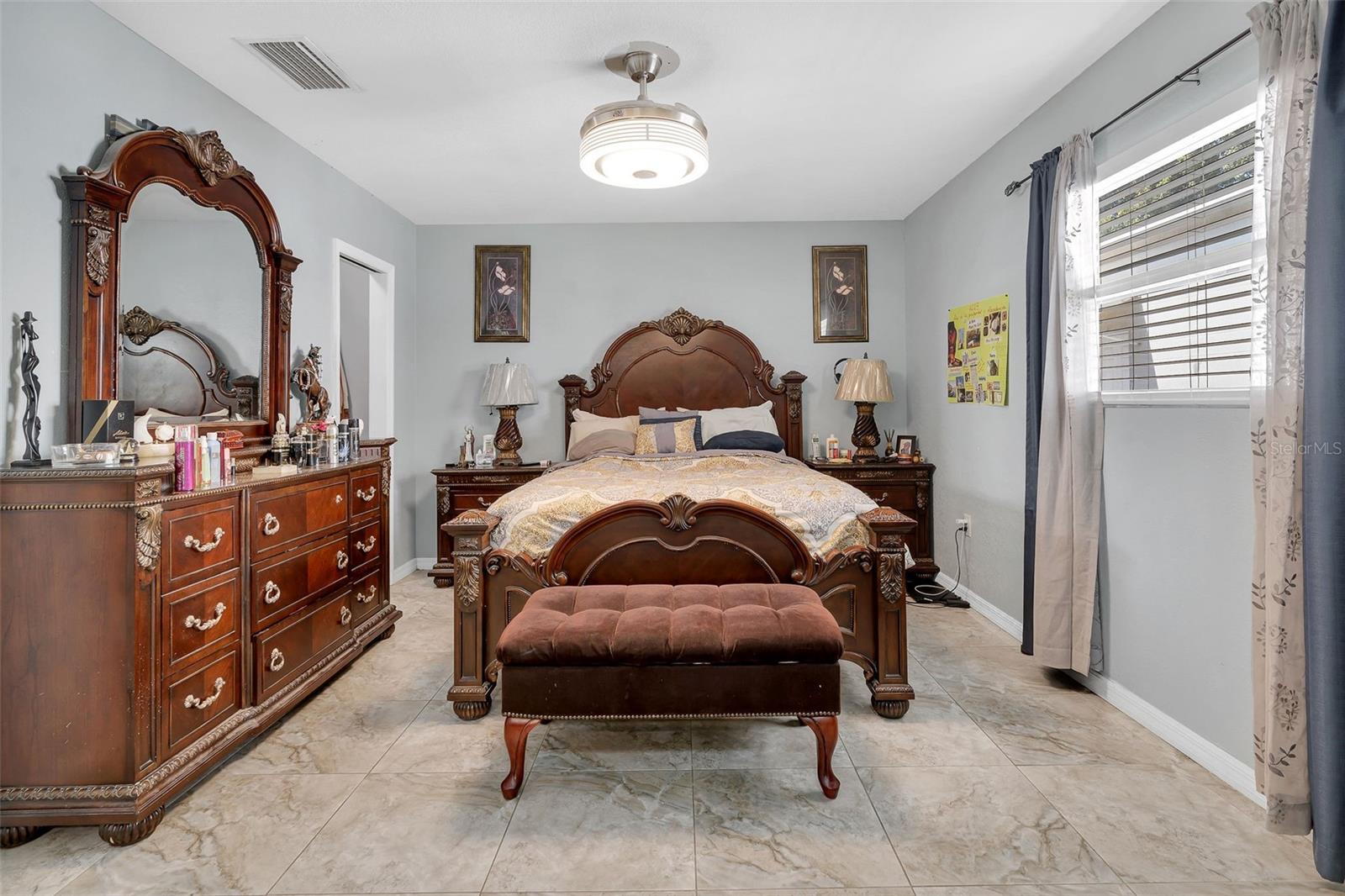 Image 17 of 42 For 3125 Henry Avenue