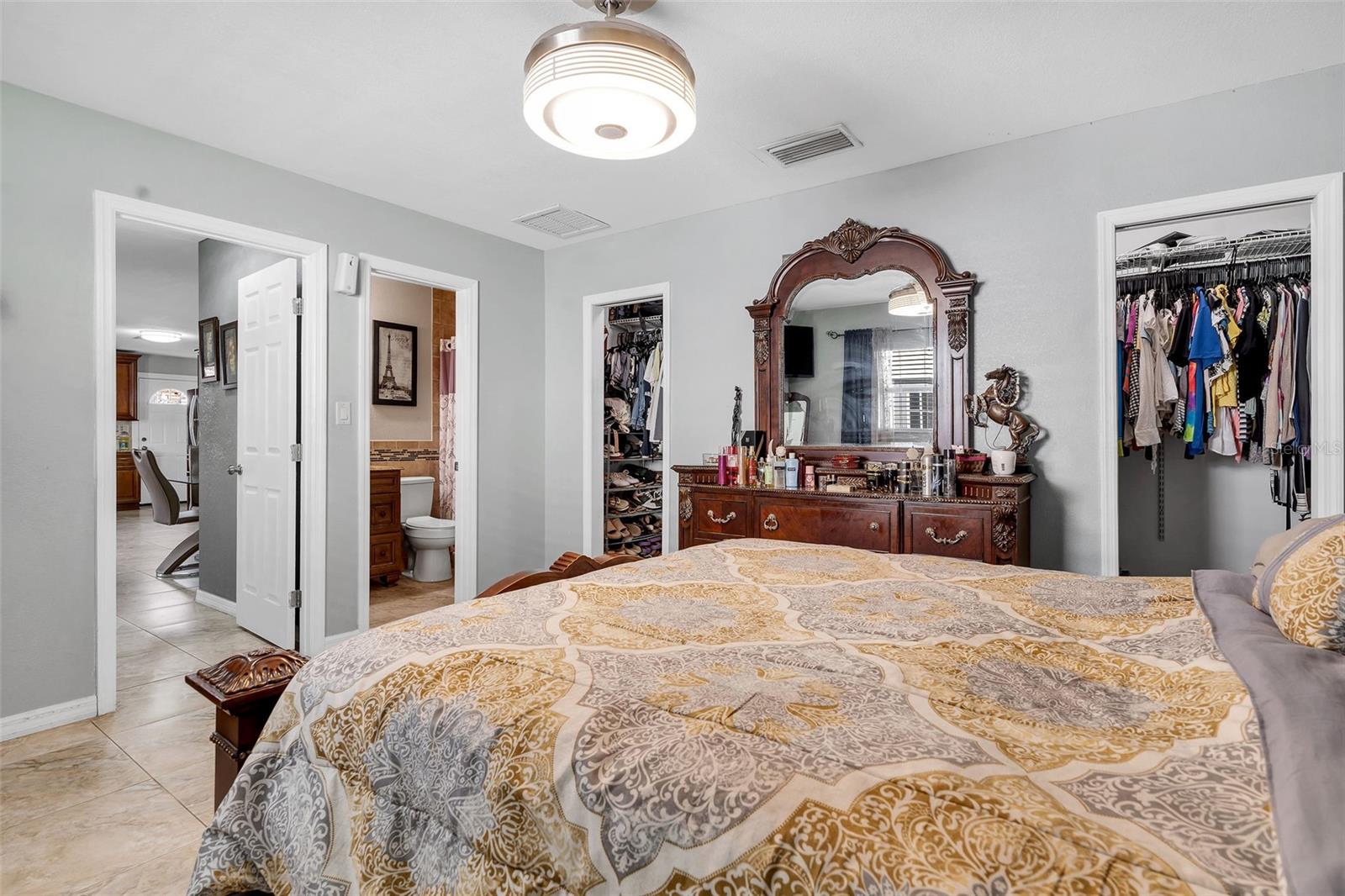 Image 18 of 42 For 3125 Henry Avenue