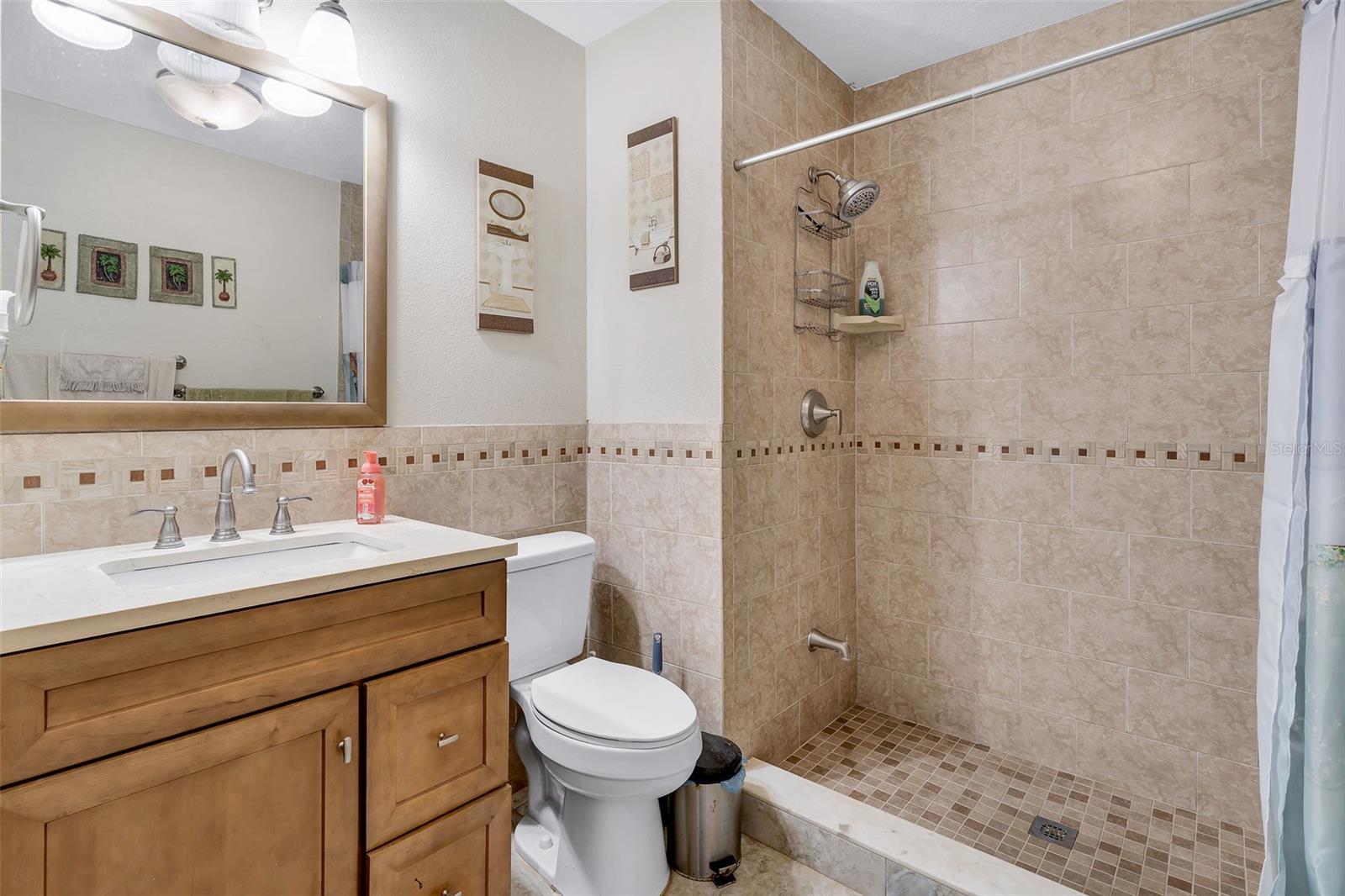 Image 21 of 42 For 3125 Henry Avenue