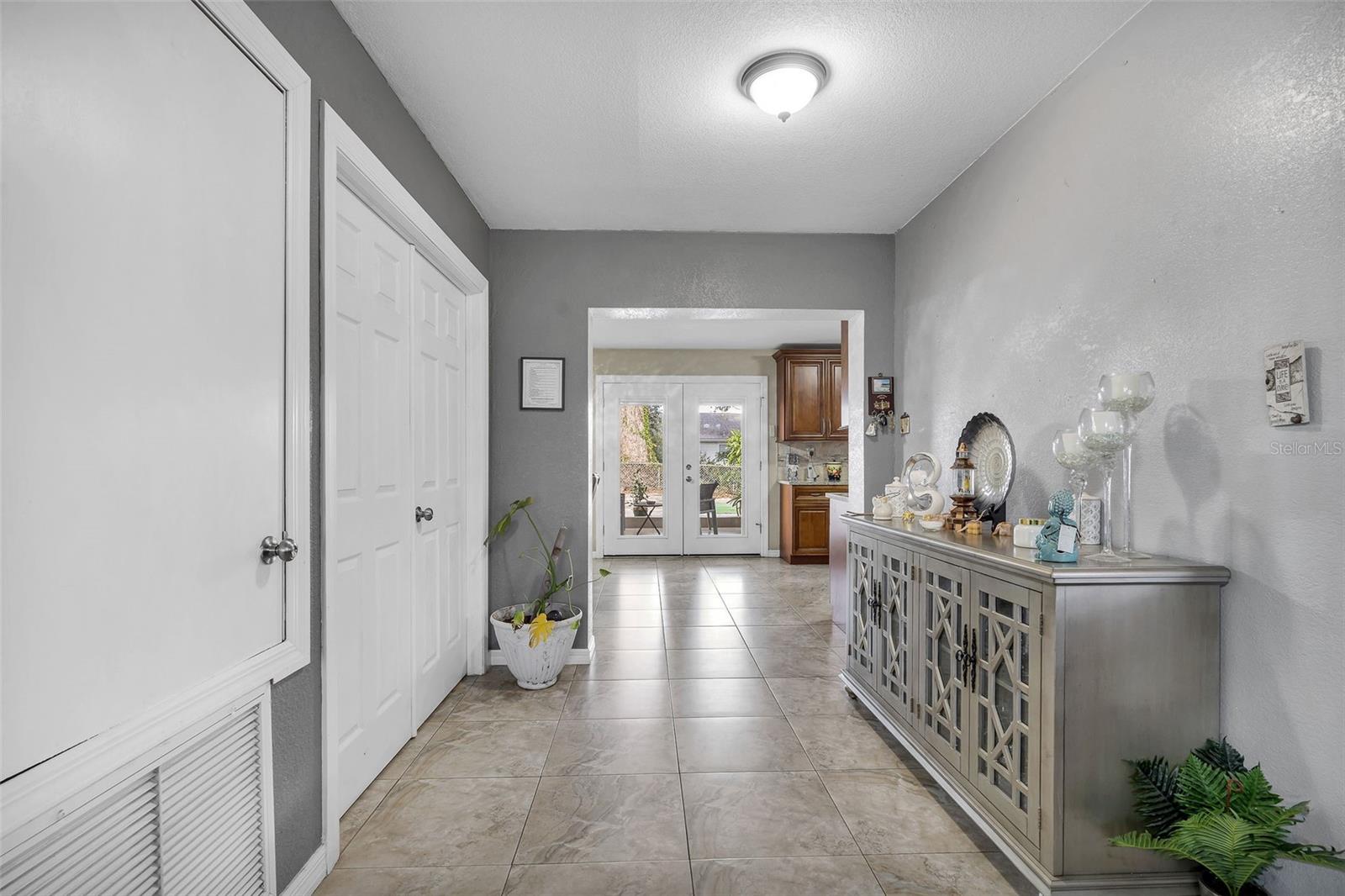 Image 8 of 42 For 3125 Henry Avenue