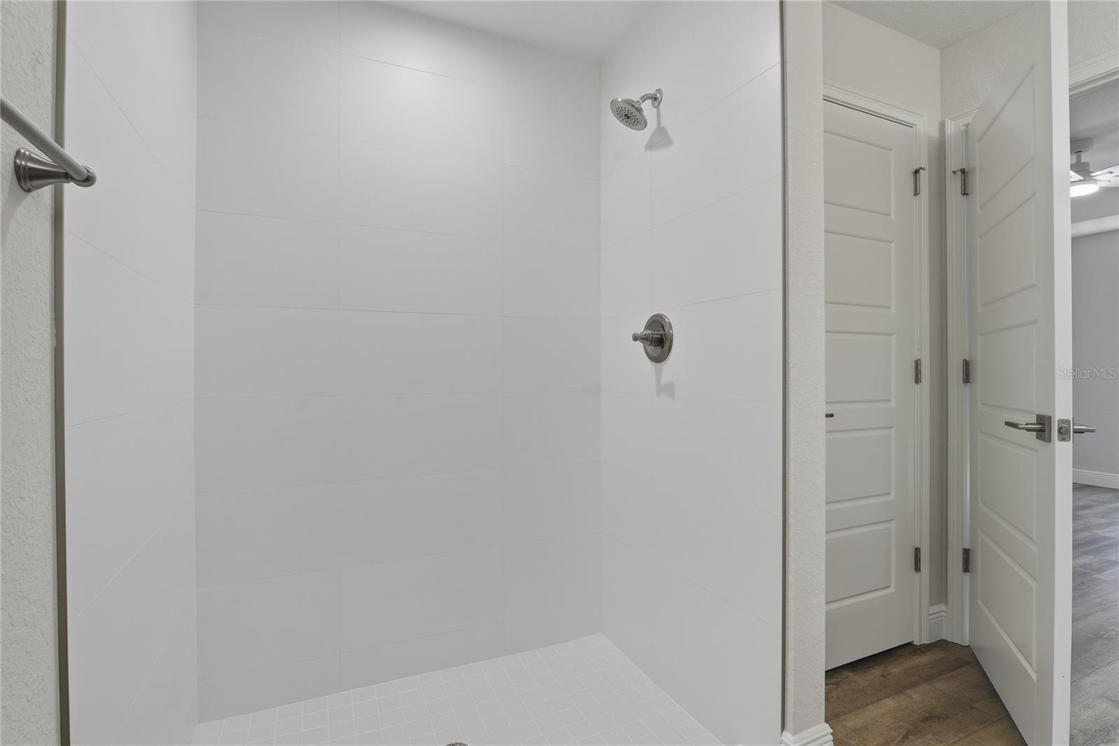 Image 26 of 47 For 11240 Dragonhead Drive