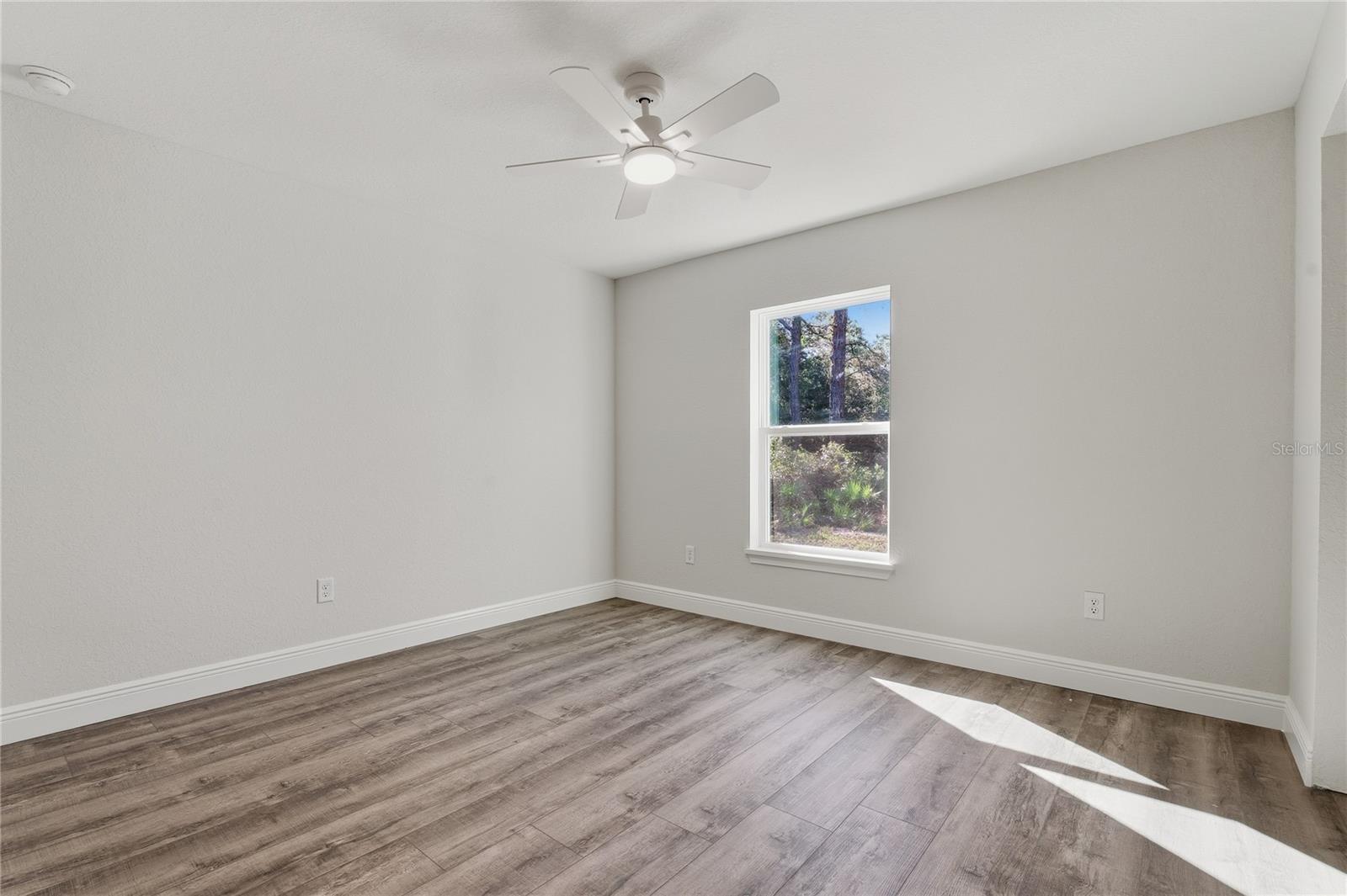 Image 27 of 47 For 11240 Dragonhead Drive