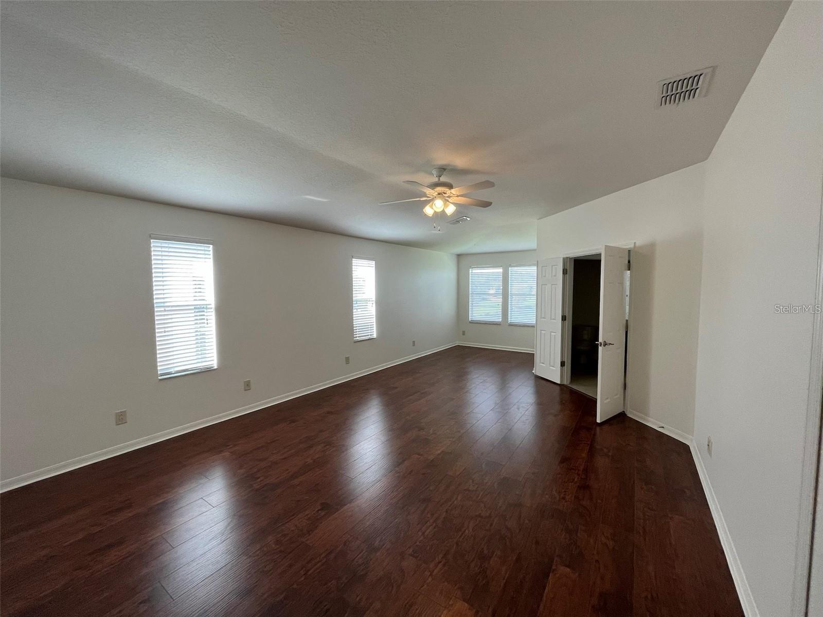 Image 16 of 36 For 10757 Pictorial Park Drive