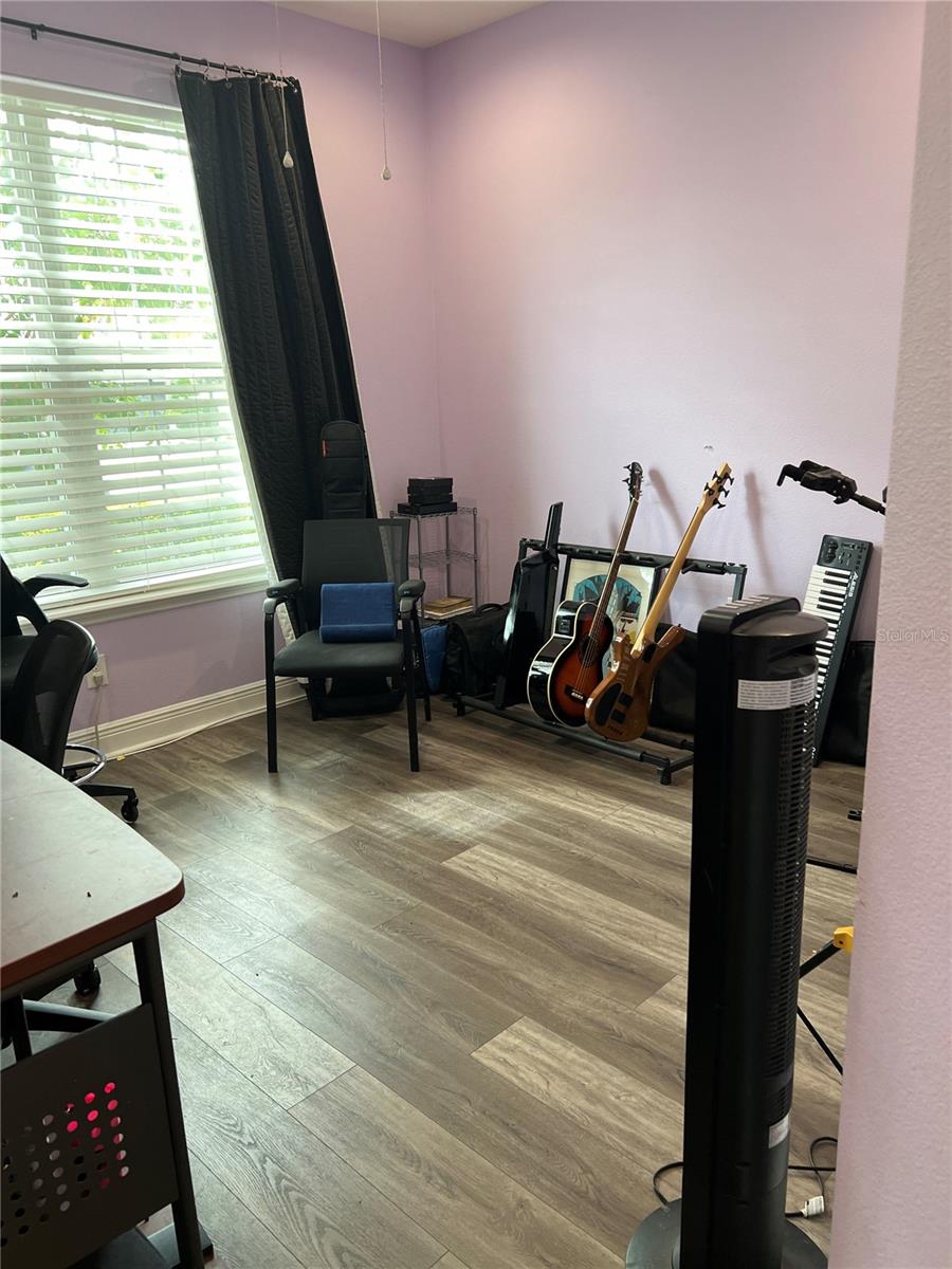 Image 13 of 22 For 1435 Daystar Lane