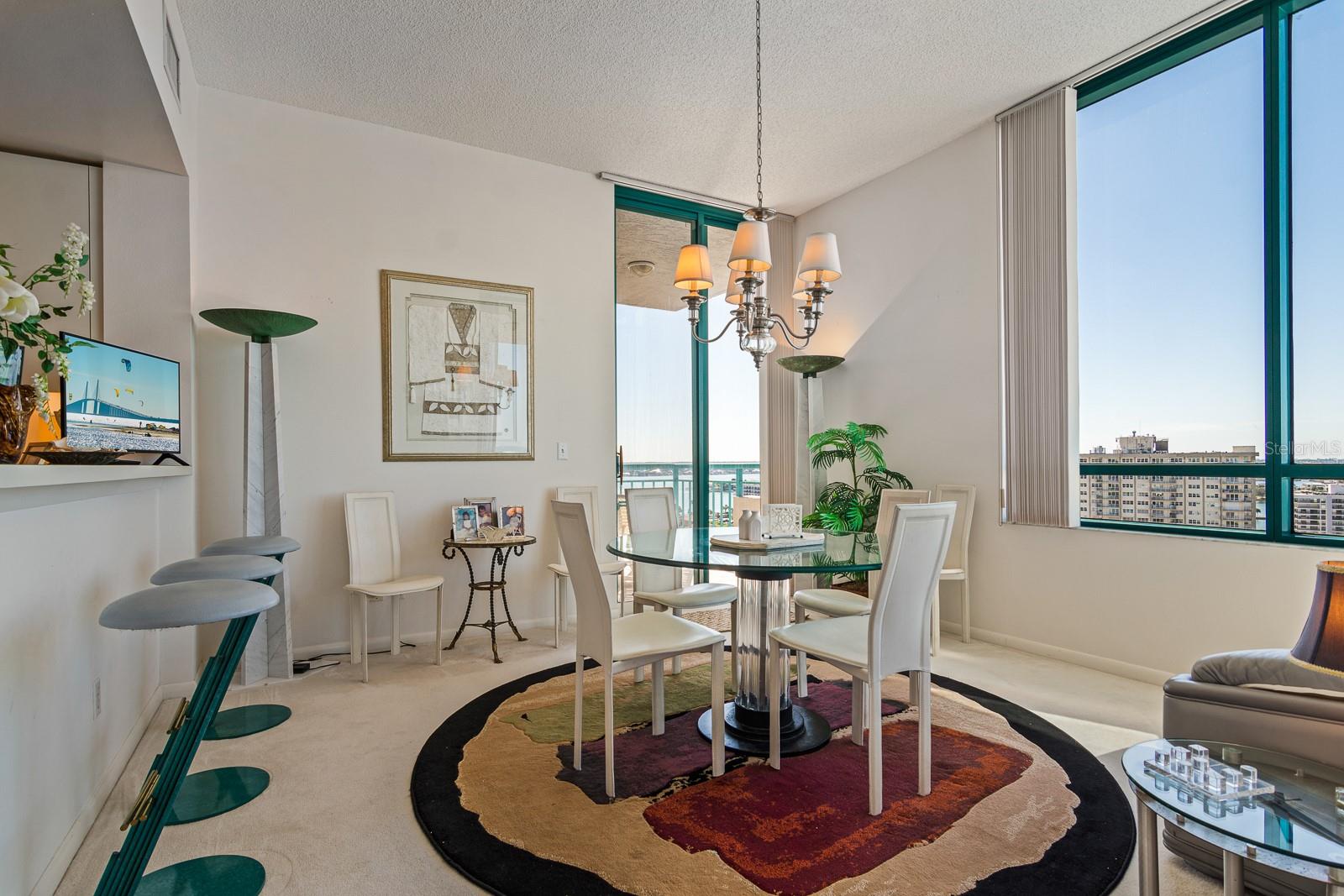Image 25 of 94 For 1560 Gulf Boulevard 1507
