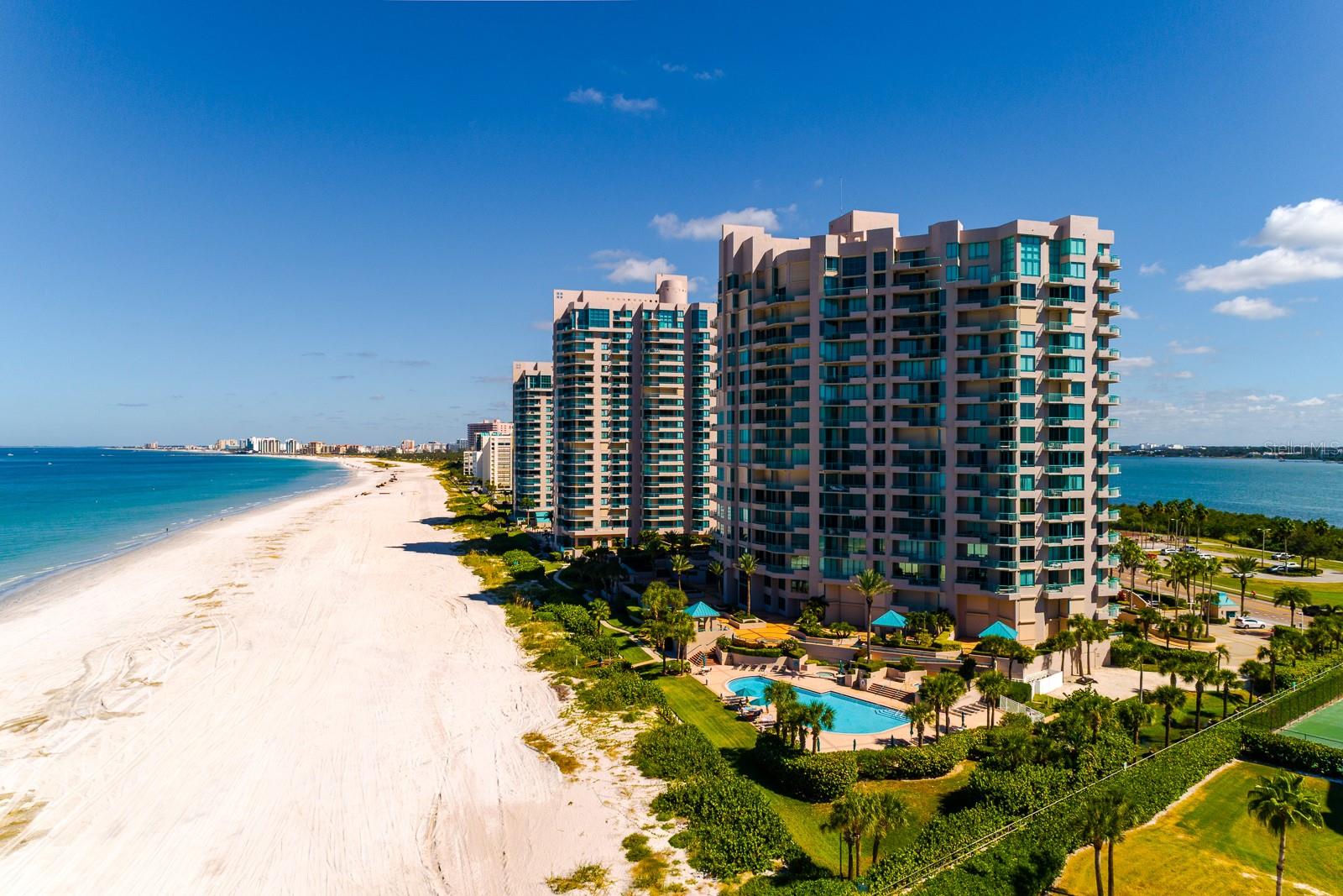 Image 5 of 94 For 1560 Gulf Boulevard 1507