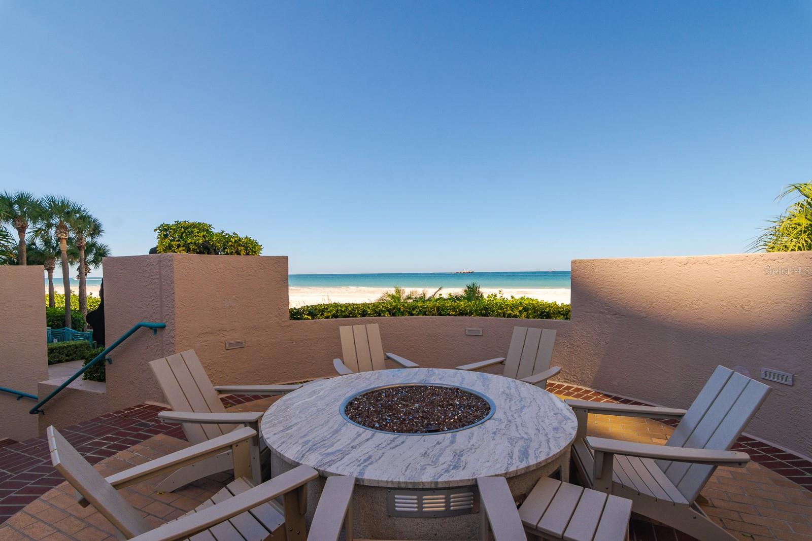 Image 59 of 94 For 1560 Gulf Boulevard 1507