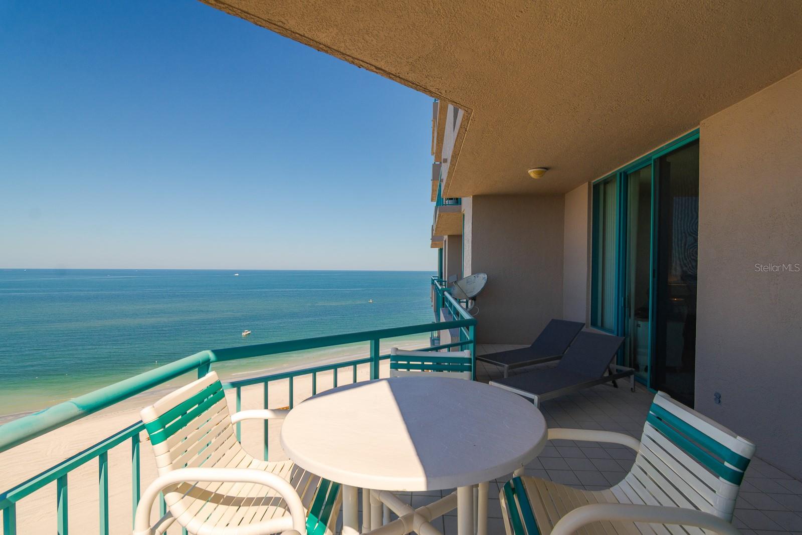 Image 7 of 94 For 1560 Gulf Boulevard 1507