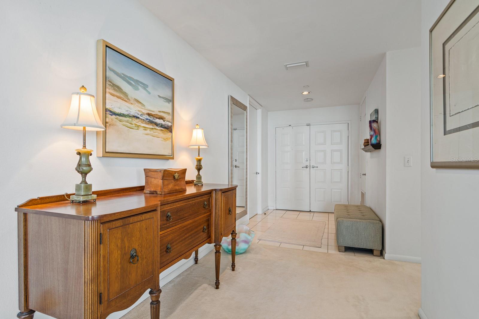 Image 9 of 94 For 1560 Gulf Boulevard 1507