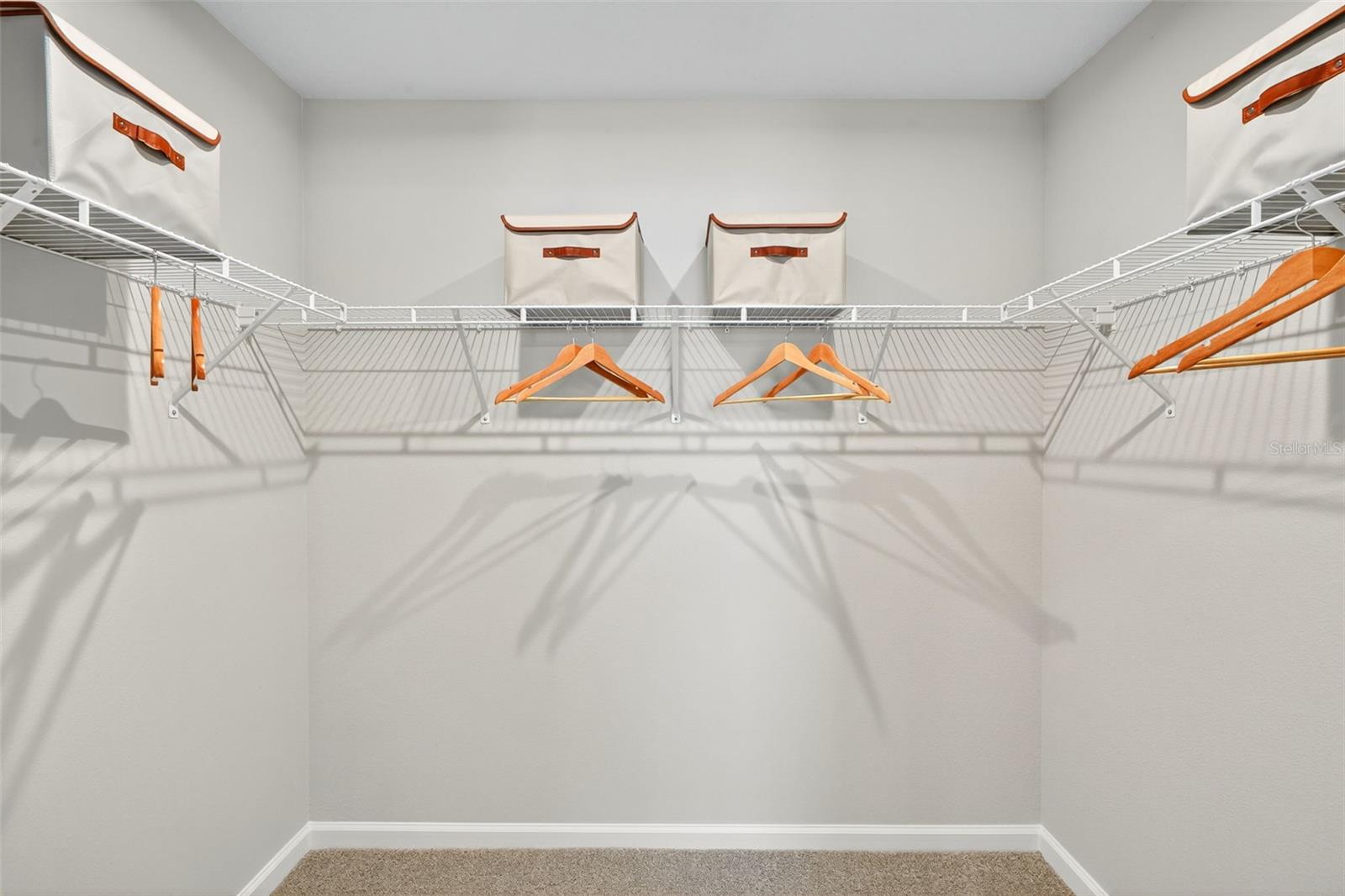 Image 19 of 26 For 8814 Ginko Run