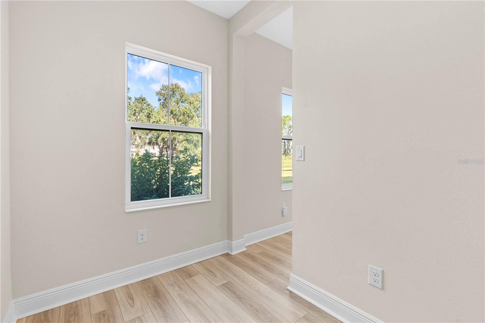 Image 22 of 71 For 14868 Summer Branch Drive