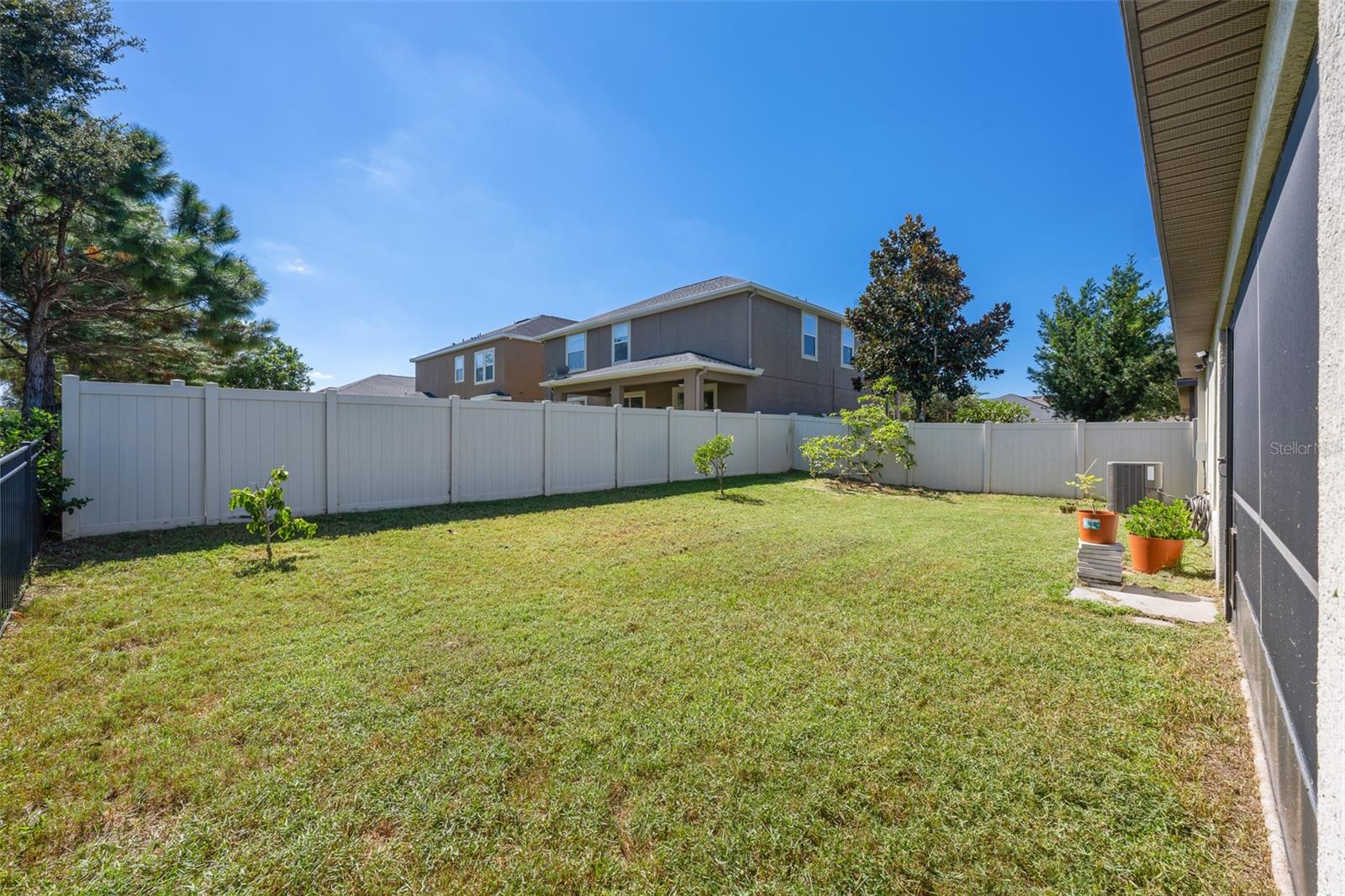 Image 16 of 27 For 14203 Stockwell Lane