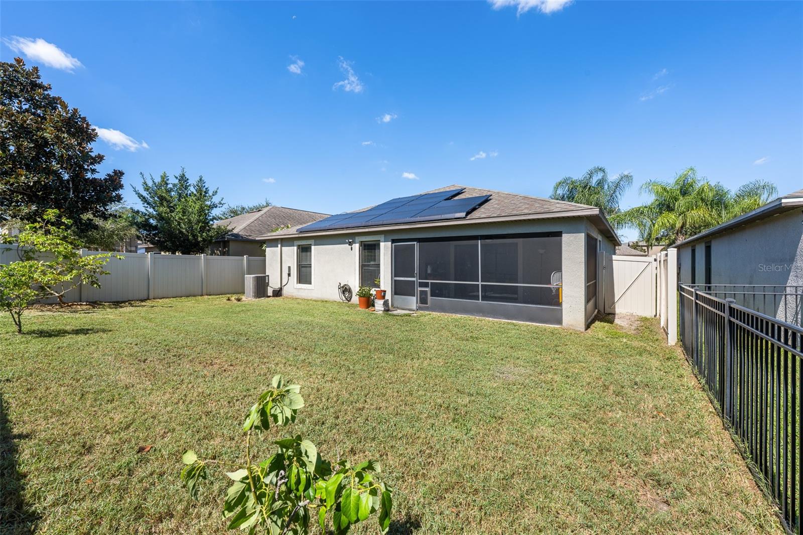 Image 17 of 27 For 14203 Stockwell Lane