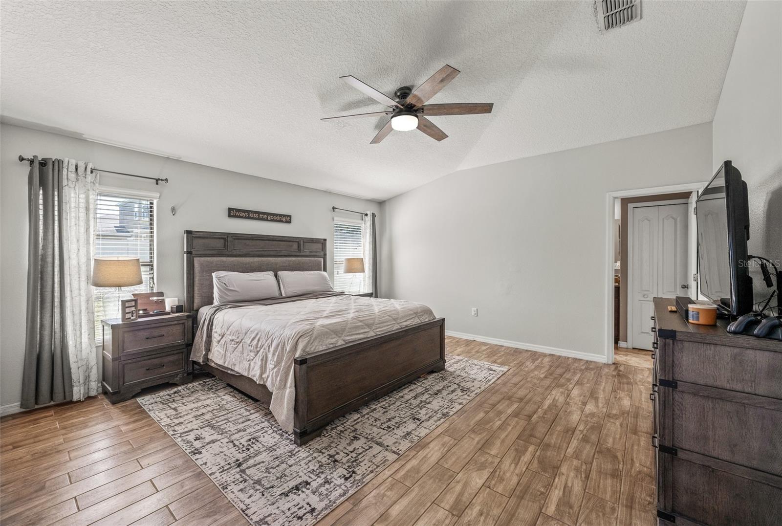 Image 9 of 27 For 14203 Stockwell Lane