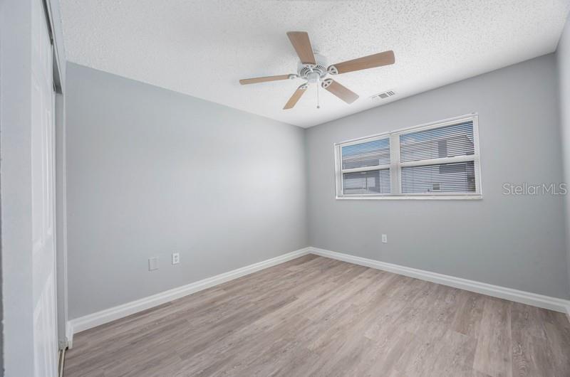 Image 12 of 18 For 6810-6820 Park Street South  2