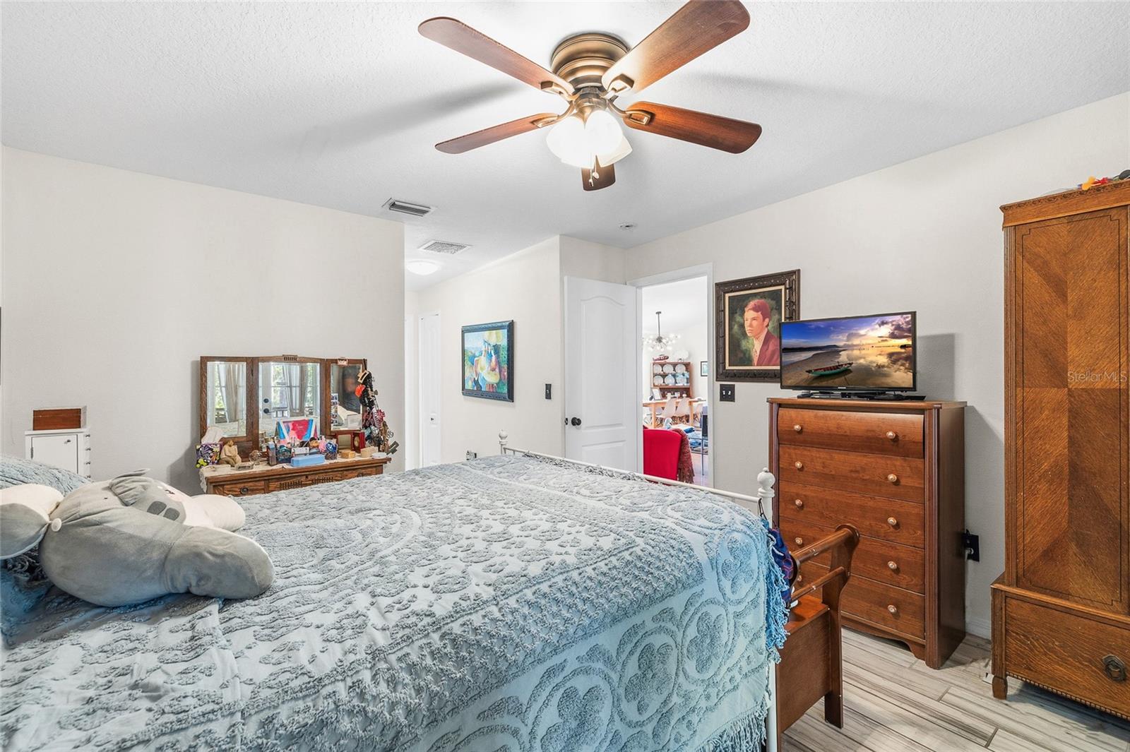 Image 25 of 42 For 24437 Painter Drive