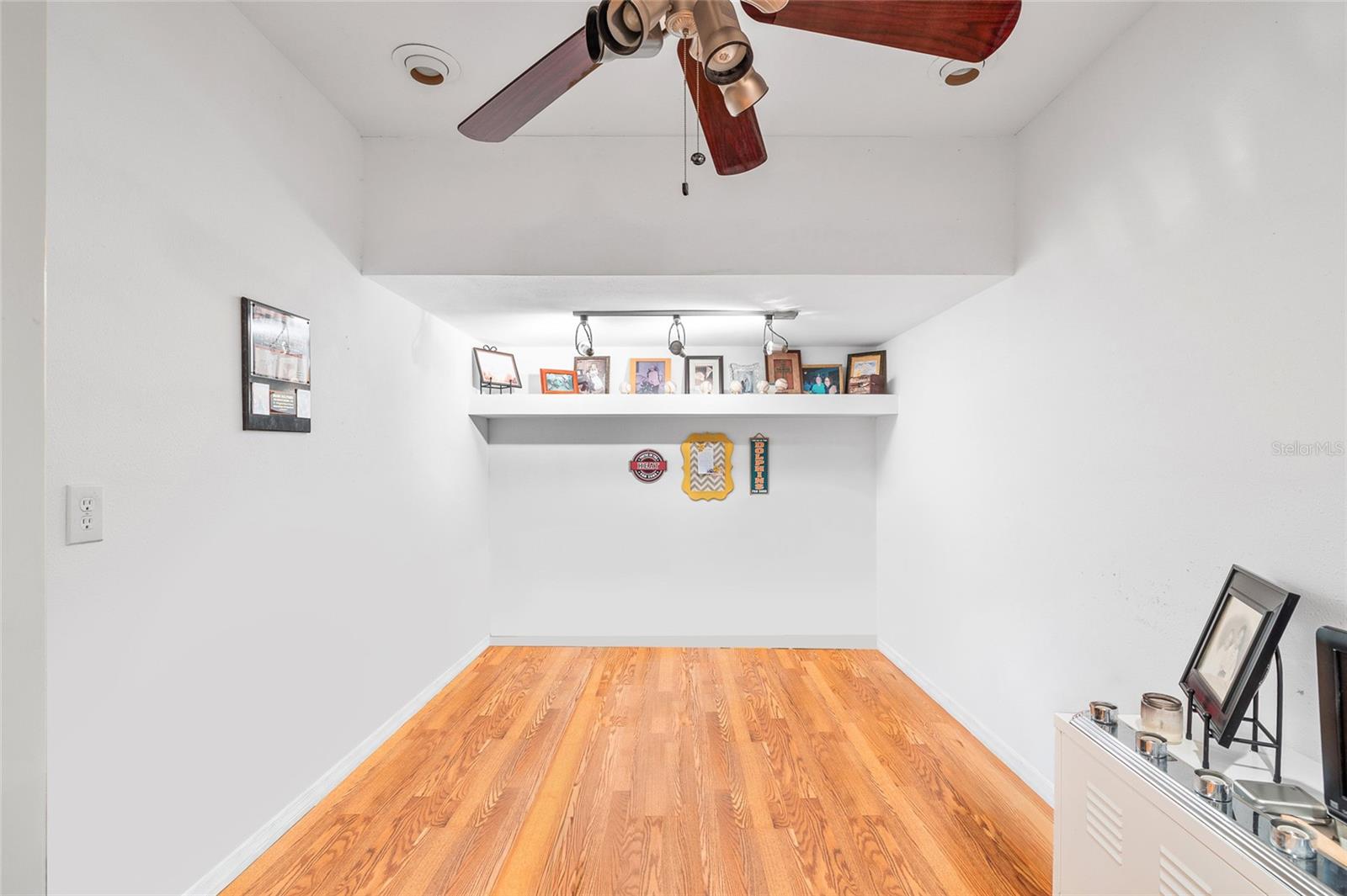 Image 35 of 42 For 24437 Painter Drive