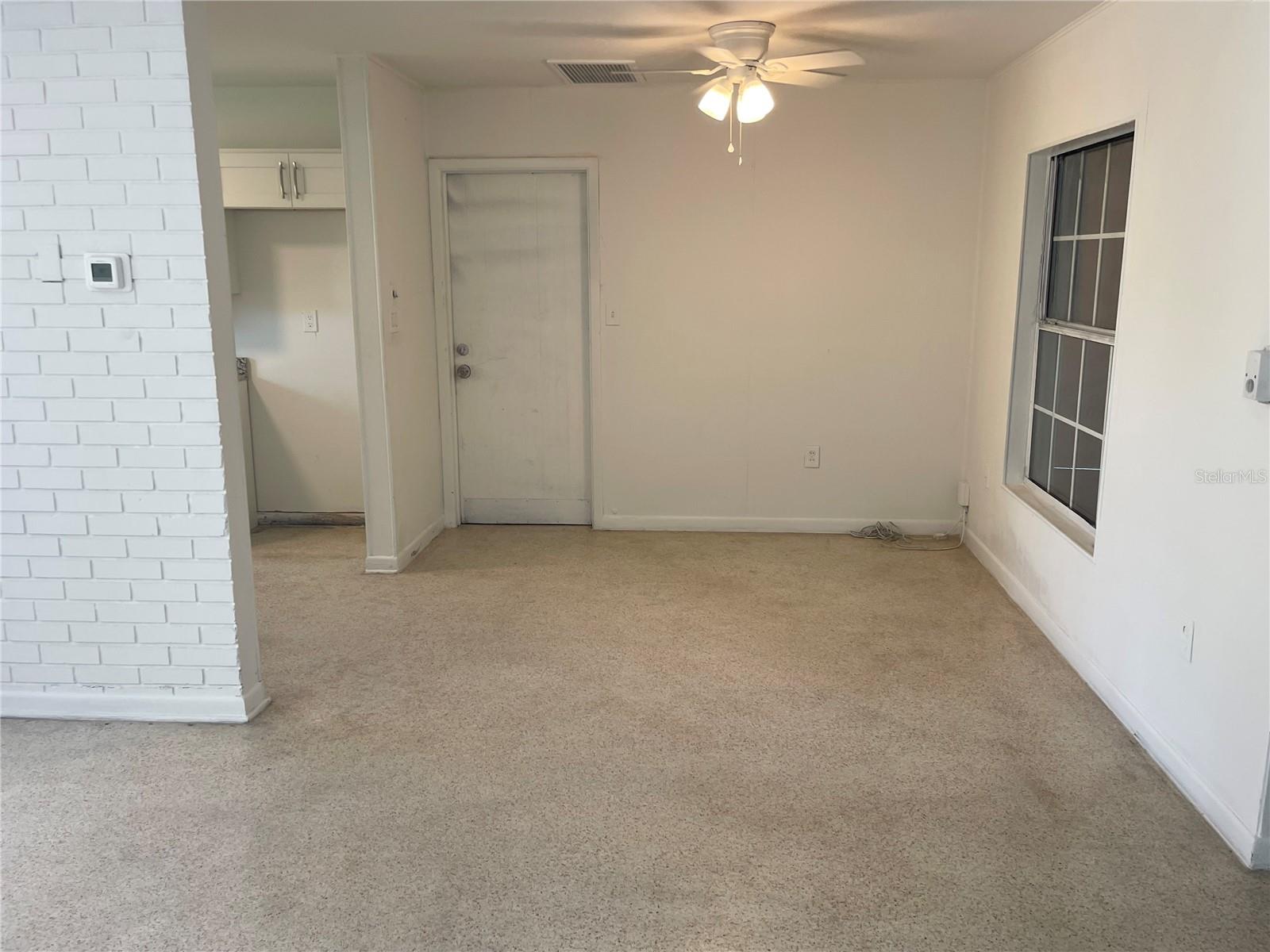 Image 6 of 15 For 3076 Grand View Avenue