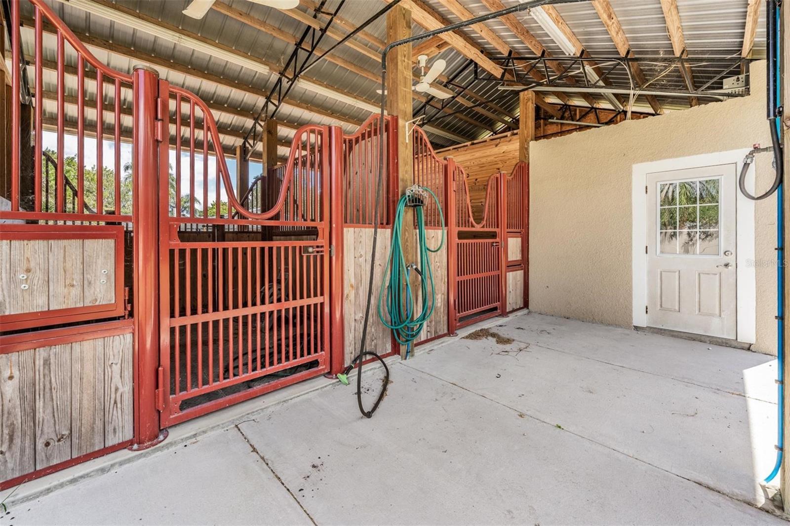 Listing photo id 35 for 1770 Braxton Bragg Lane