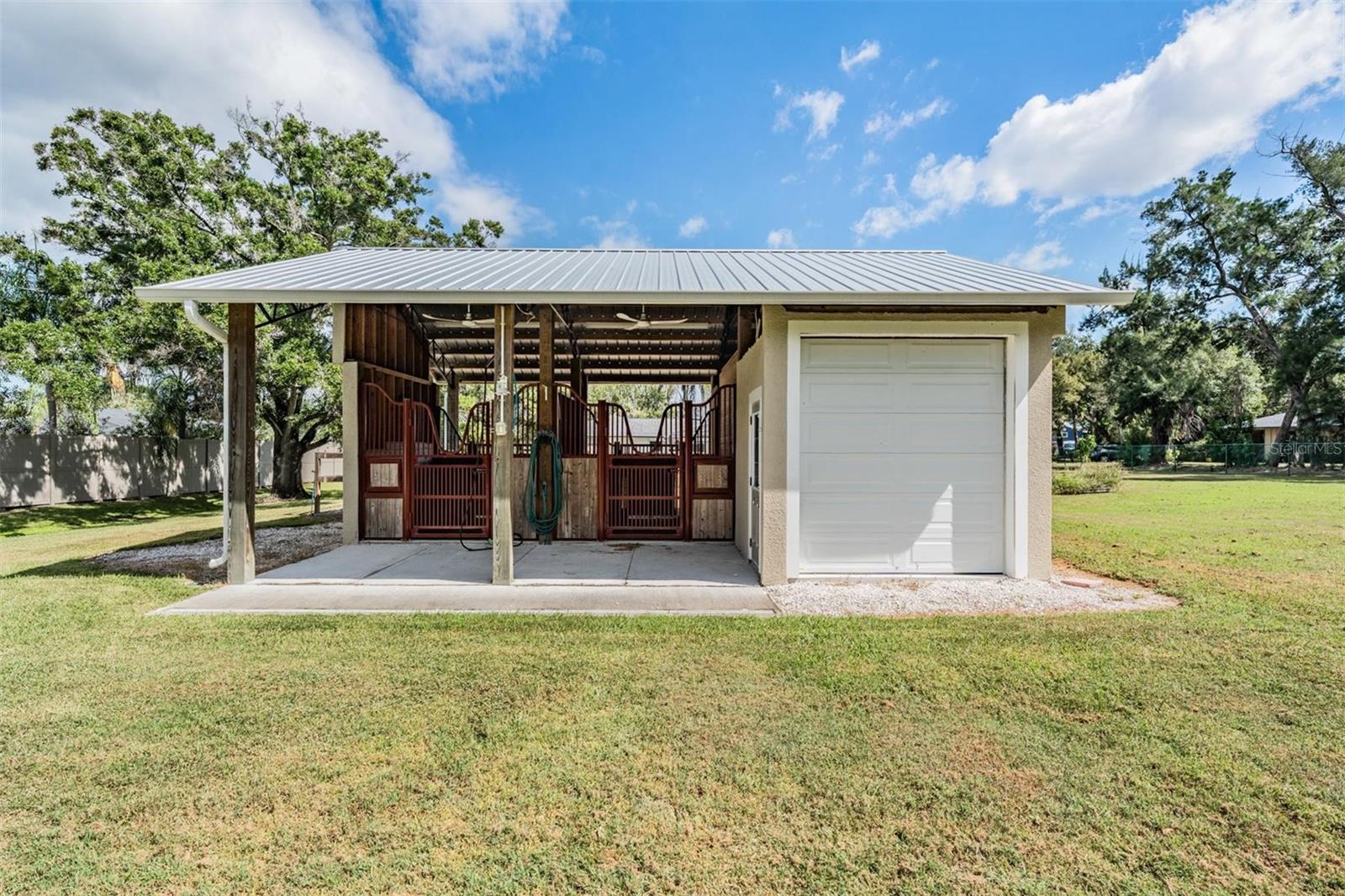Listing photo id 37 for 1770 Braxton Bragg Lane