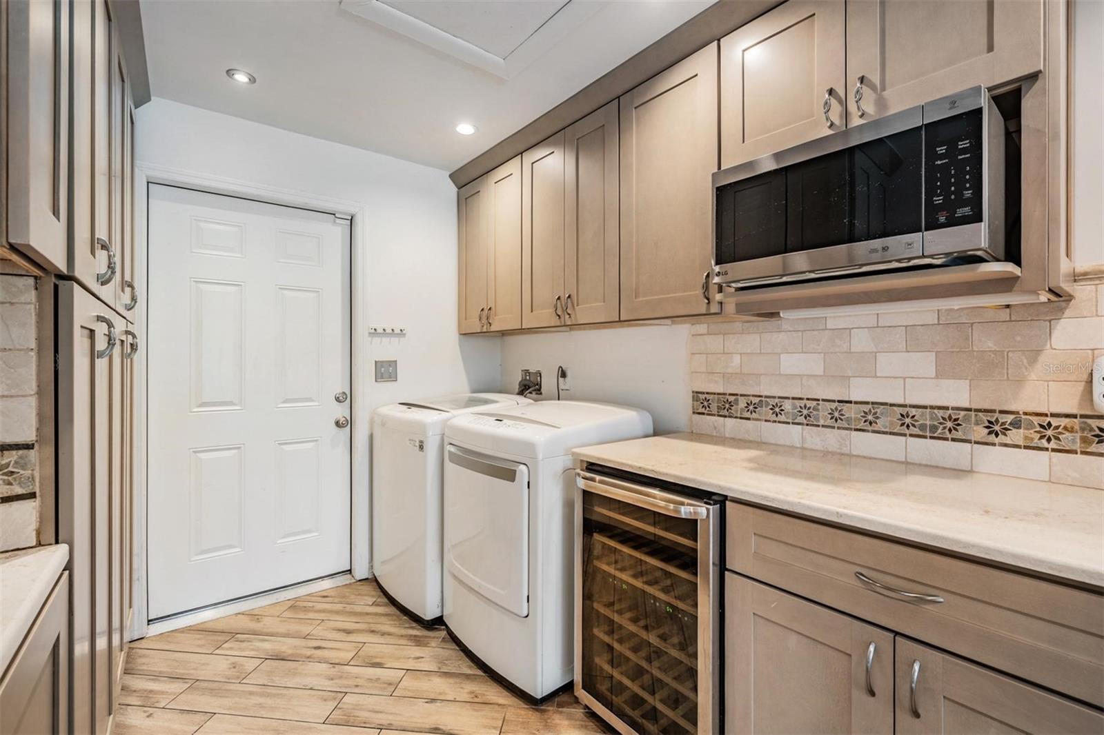 Listing photo id 7 for 1770 Braxton Bragg Lane
