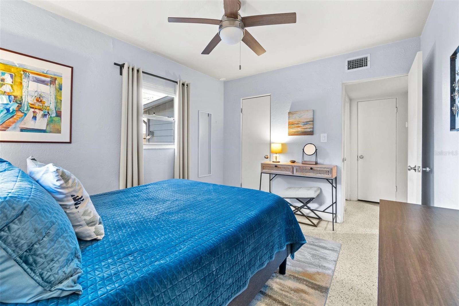 Image 18 of 27 For 3626 17th Street N