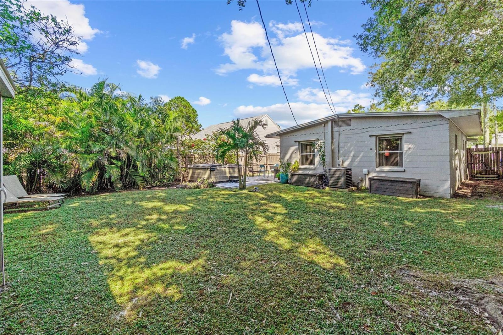 Image 22 of 27 For 3626 17th Street N