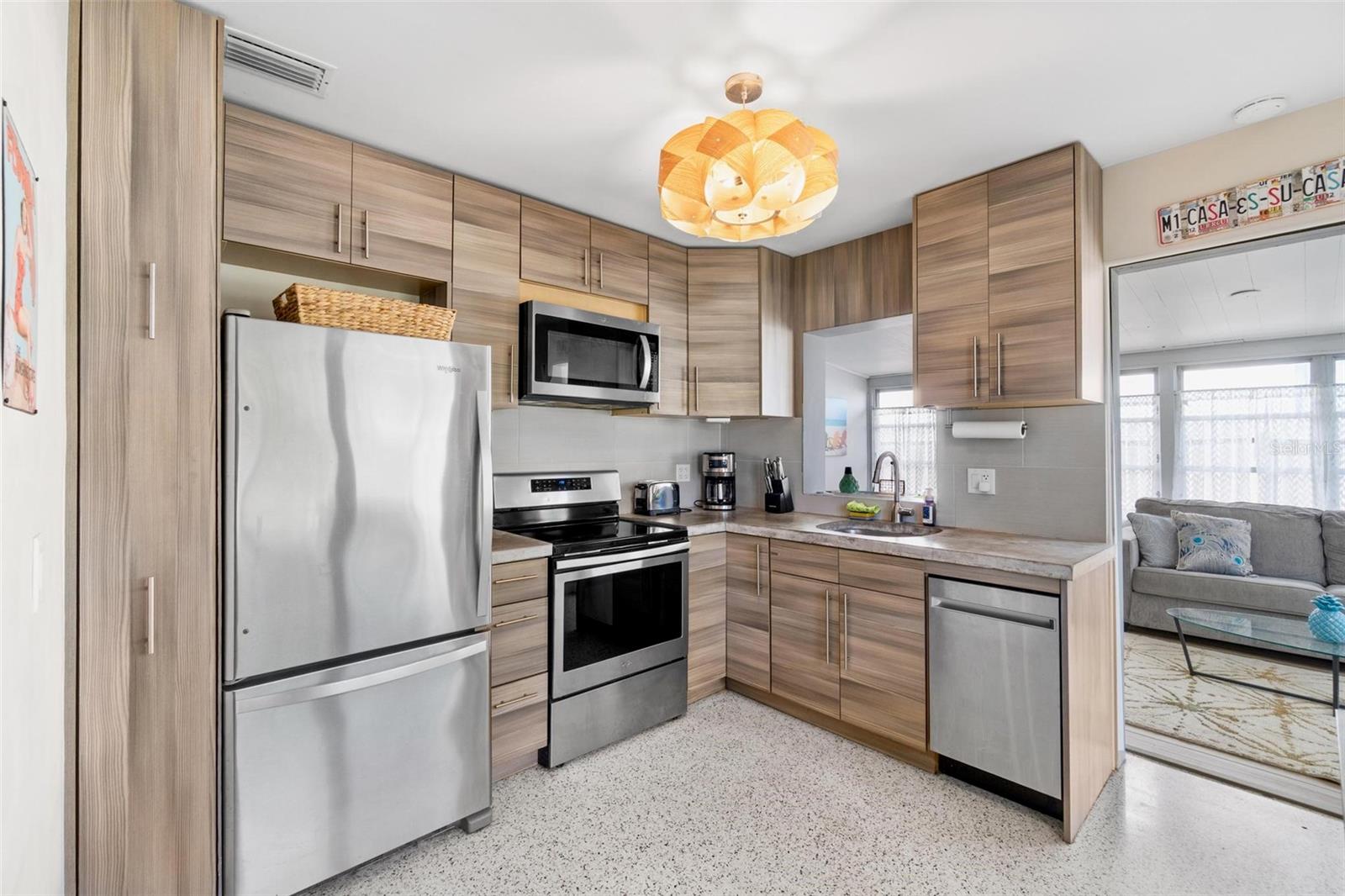 Image 7 of 27 For 3626 17th Street N