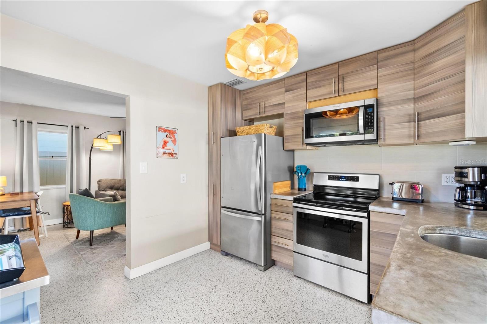 Image 8 of 27 For 3626 17th Street N