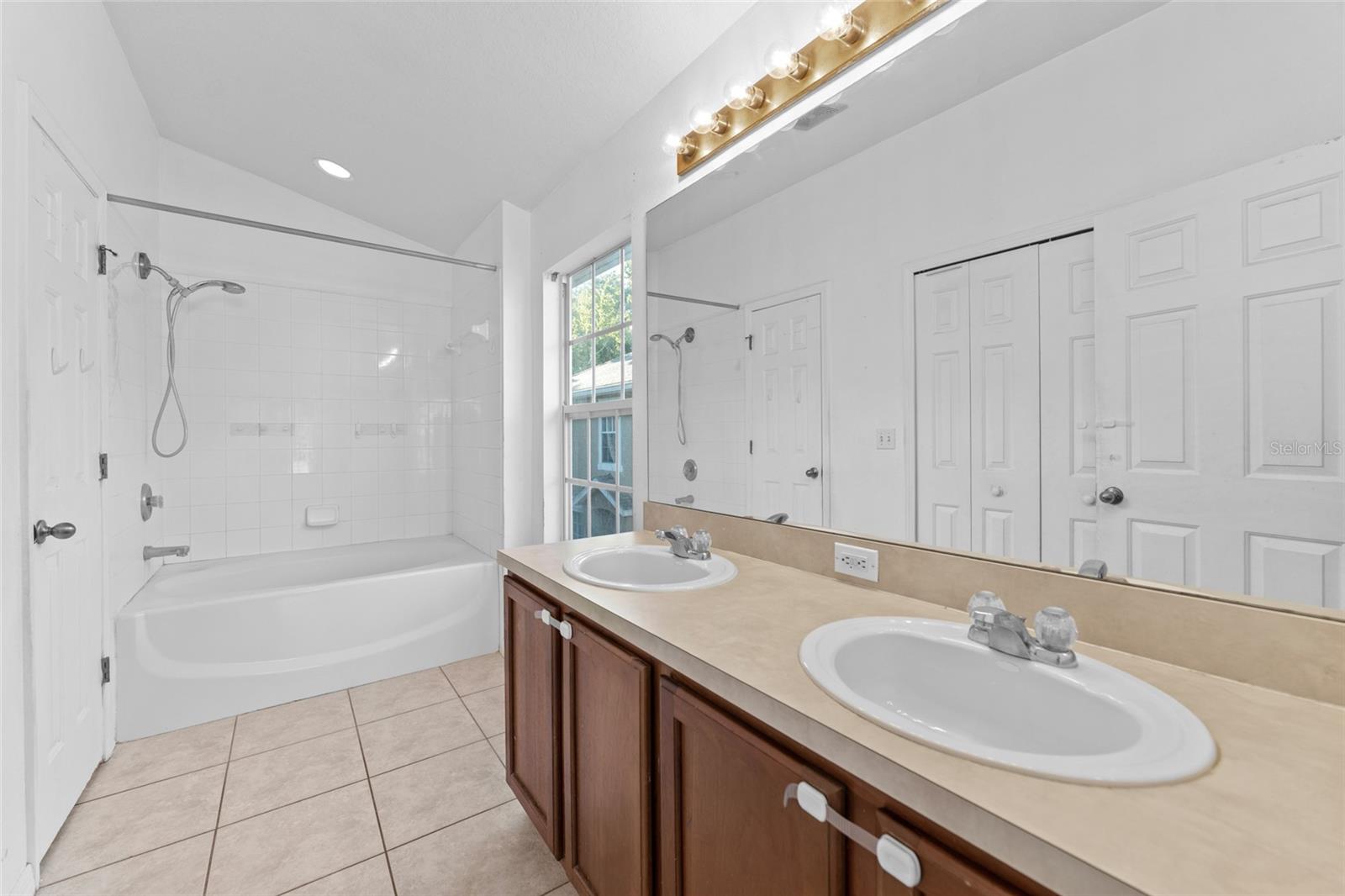 Image 15 of 20 For 5310 Anhinga Trail