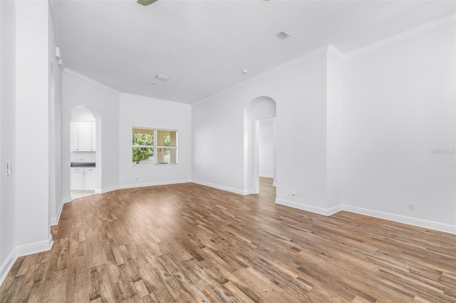 Image 10 of 78 For 8919 Crystal Creek Court
