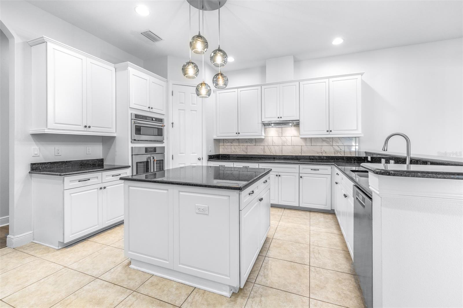 Image 15 of 78 For 8919 Crystal Creek Court