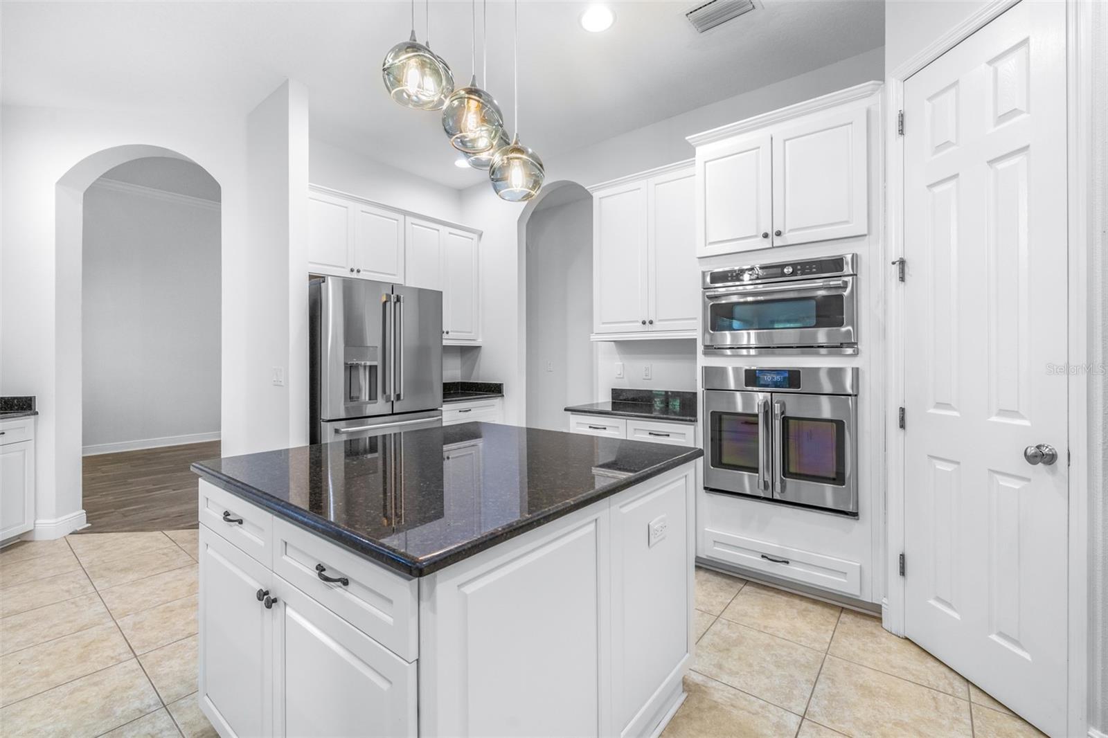 Image 18 of 78 For 8919 Crystal Creek Court