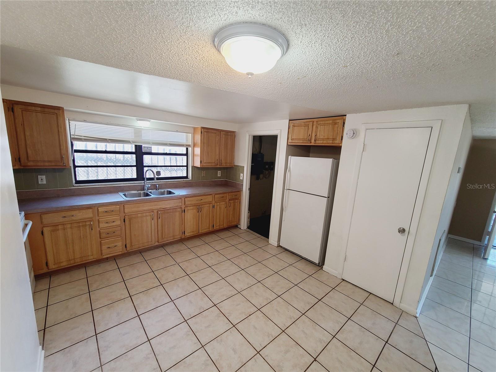 Image 11 of 36 For 4747 15th Avenue S