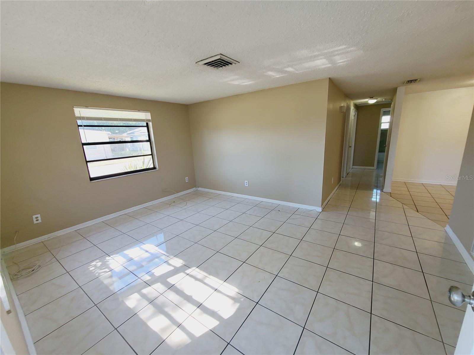 Image 16 of 36 For 4747 15th Avenue S