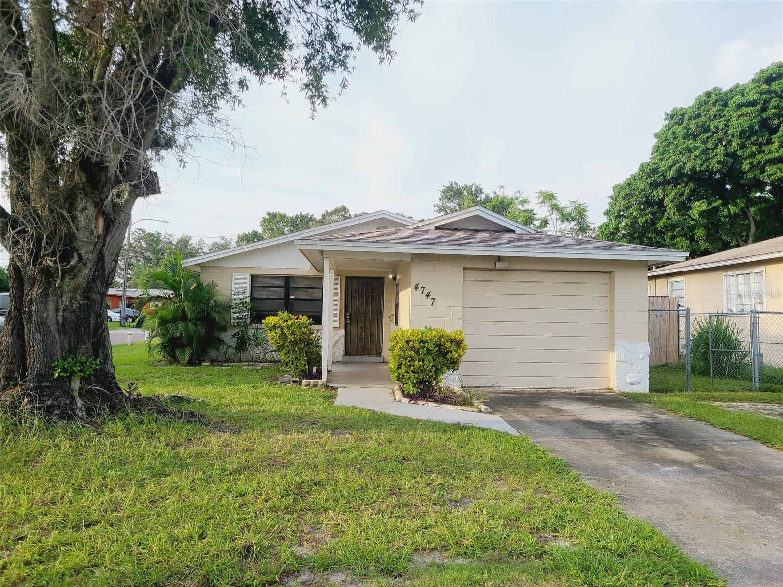 Image 2 of 36 For 4747 15th Avenue S