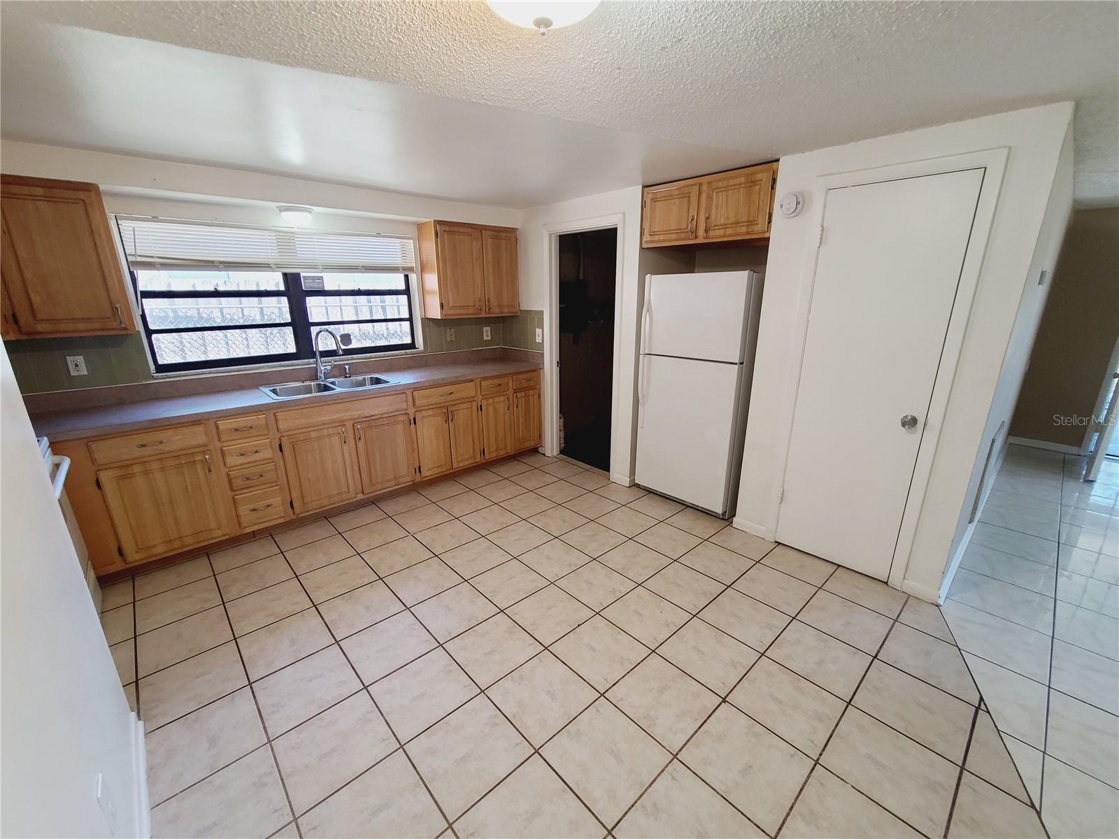 Image 9 of 36 For 4747 15th Avenue S