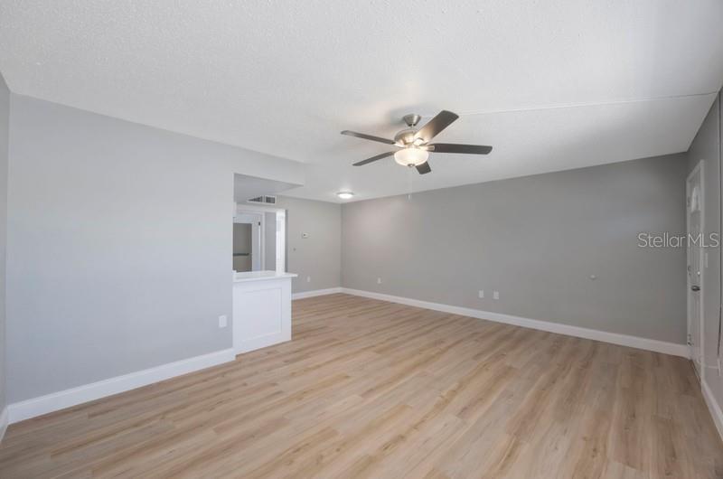 Image 2 of 18 For 6810-6820 Park Street South  16